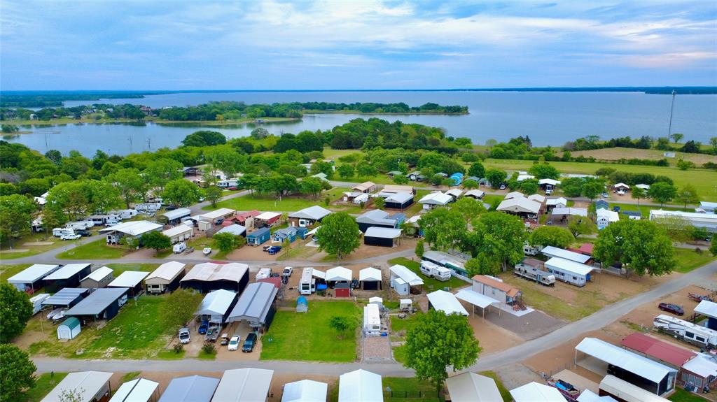 Pelican Isle - Land