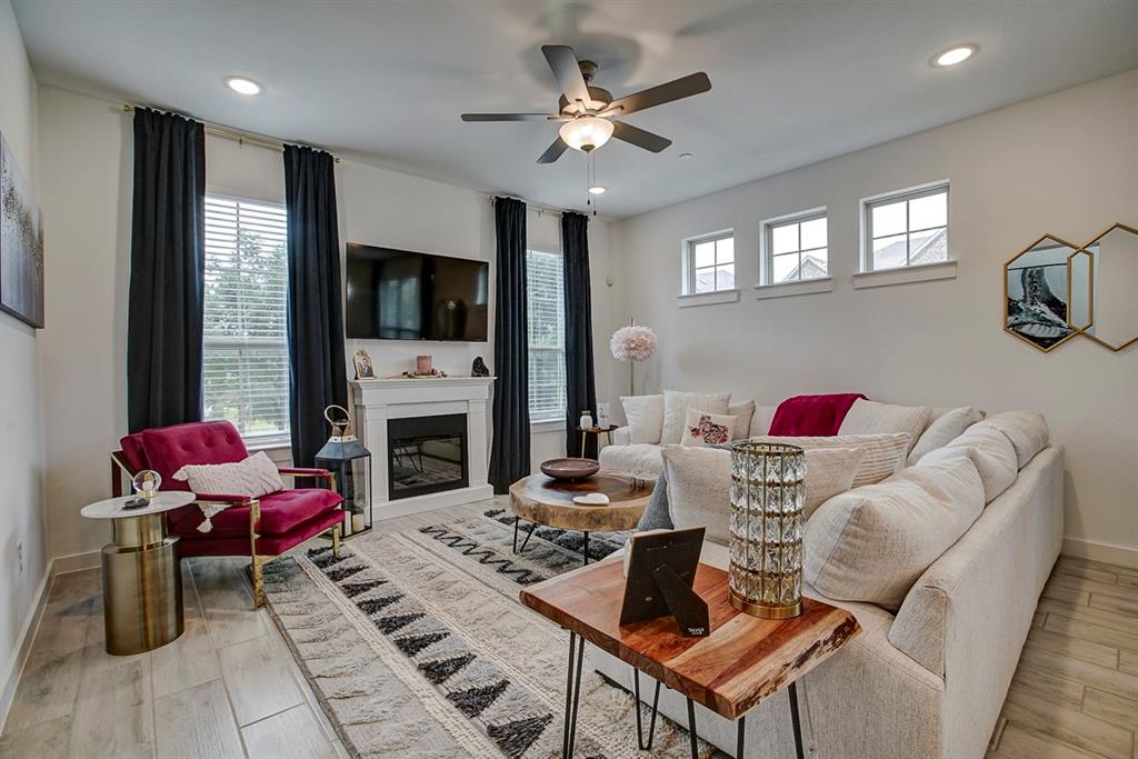 Ridge View Twnhms - Residential Lease