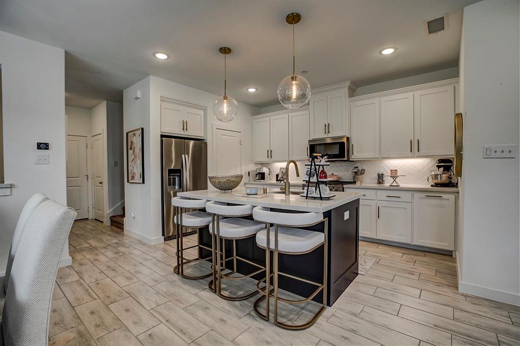 Ridge View Twnhms - Residential Lease