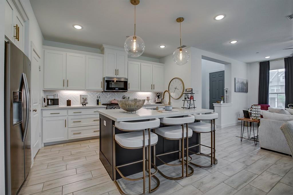 Ridge View Twnhms - Residential Lease