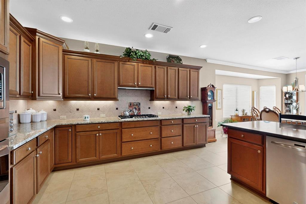 9517 Crestview Drive