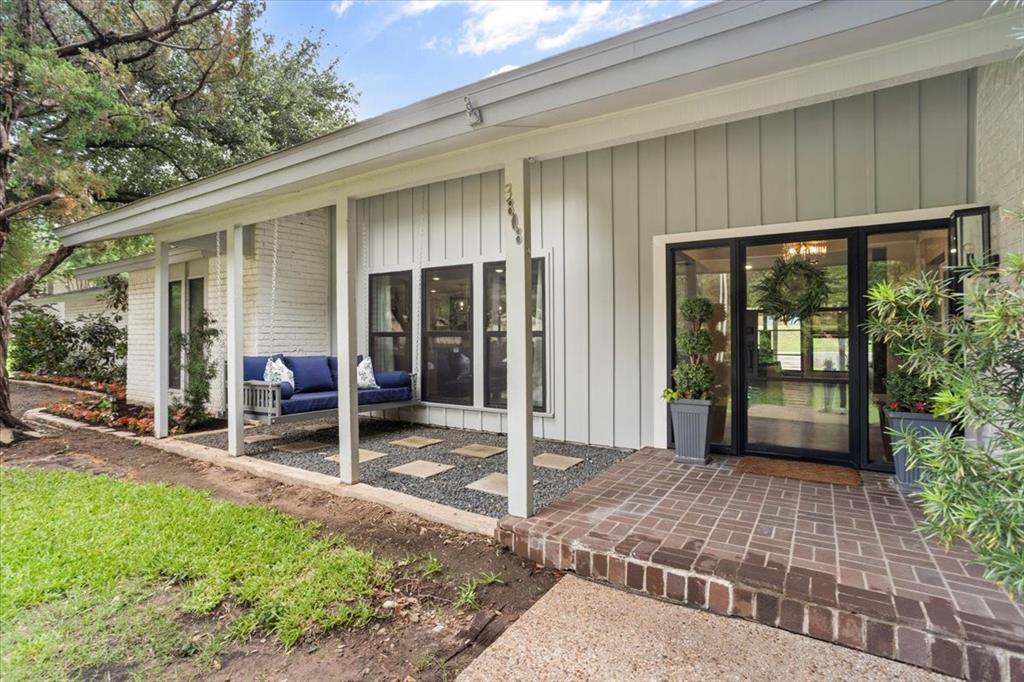 3808 Black Canyon Road