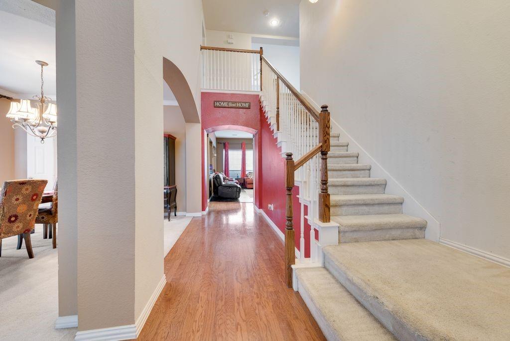 6011 Crestridge Lane