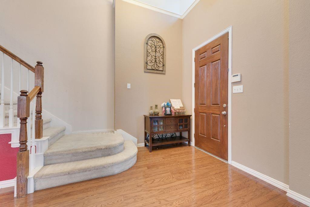 6011 Crestridge Lane