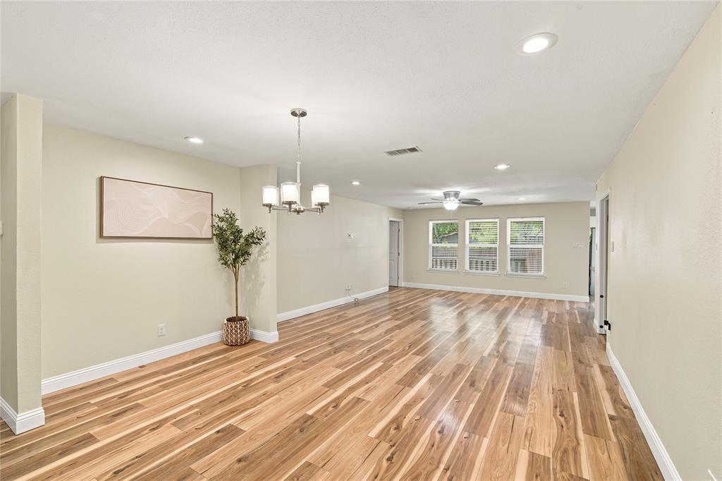 10547 Cayuga Drive