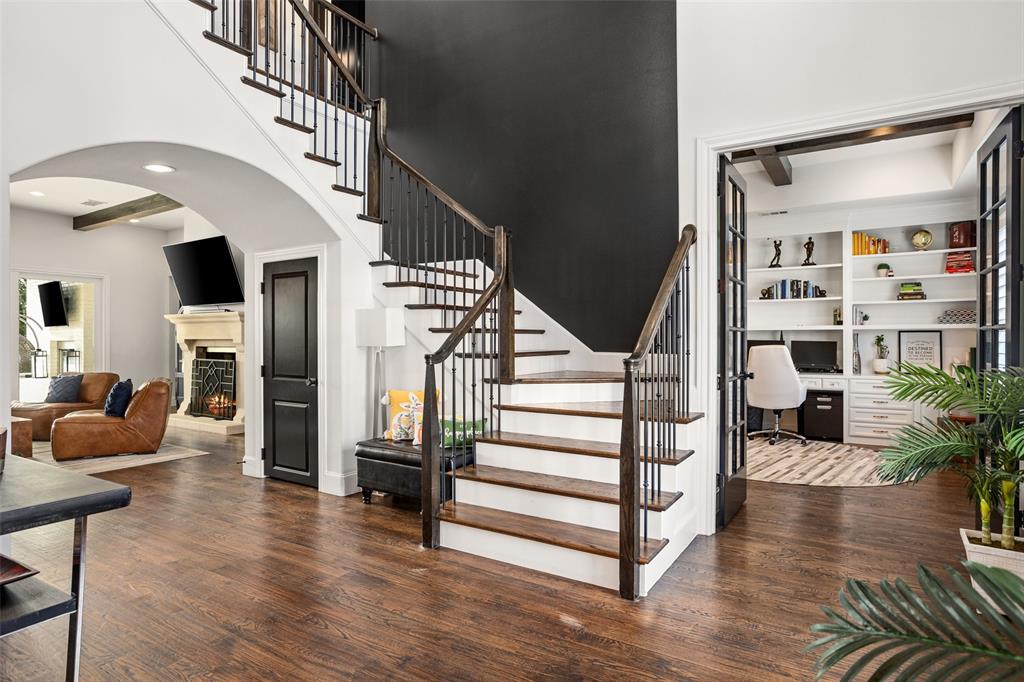 Mira Vista - Residential