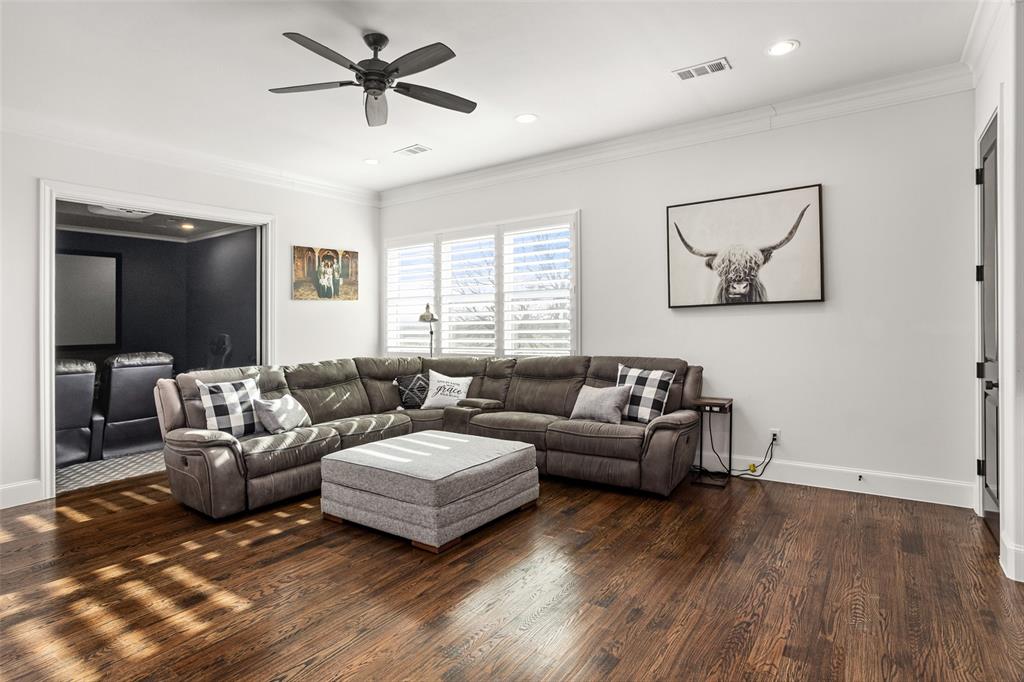 Mira Vista - Residential