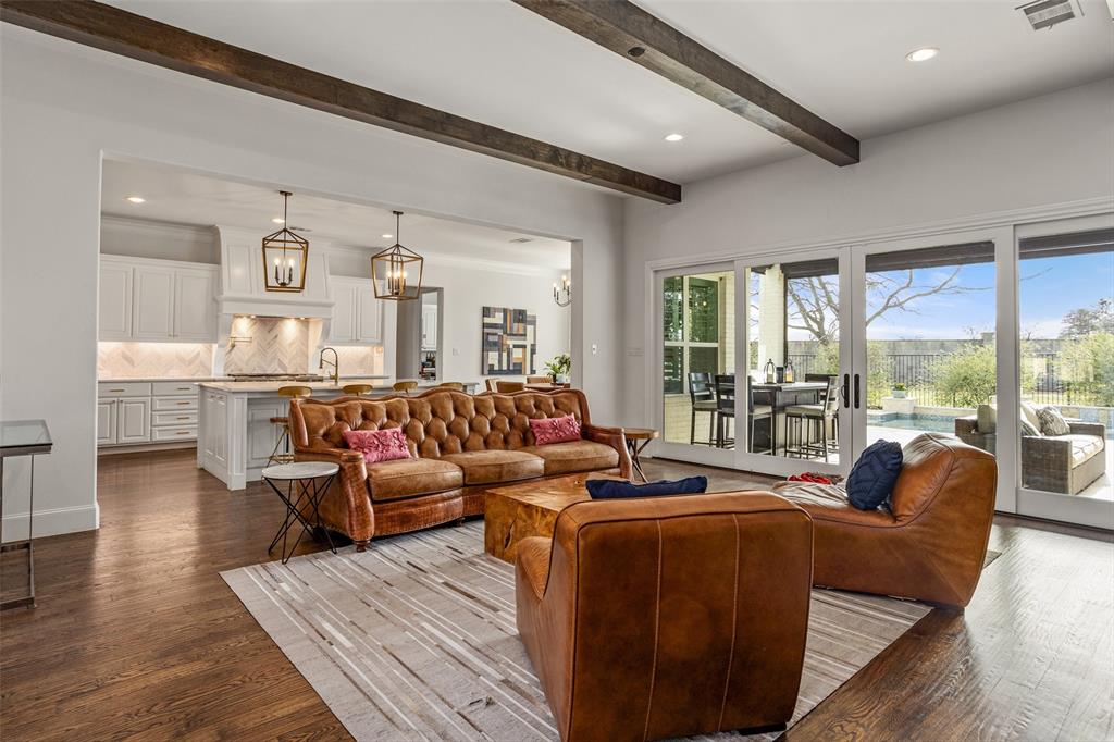 Mira Vista - Residential