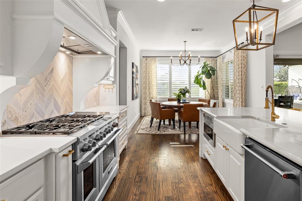 Mira Vista - Residential