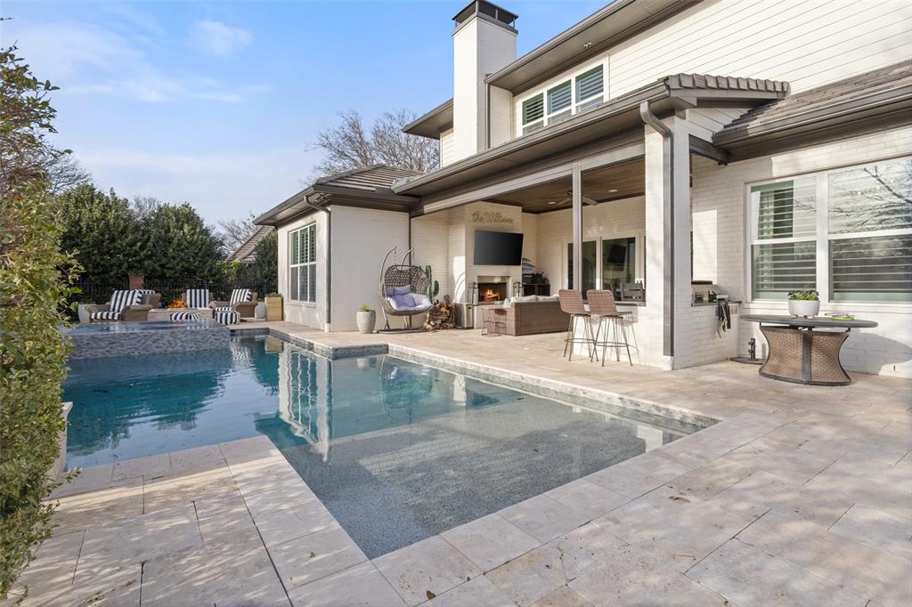 Mira Vista - Residential