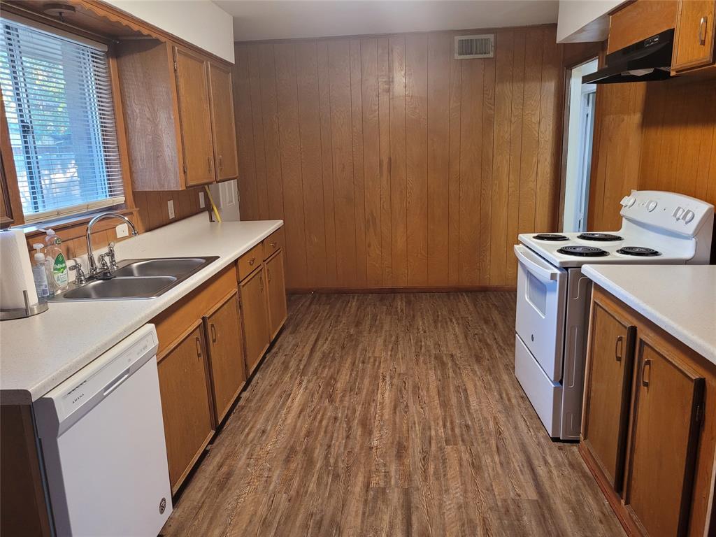 Valley View Estates - Residential Lease