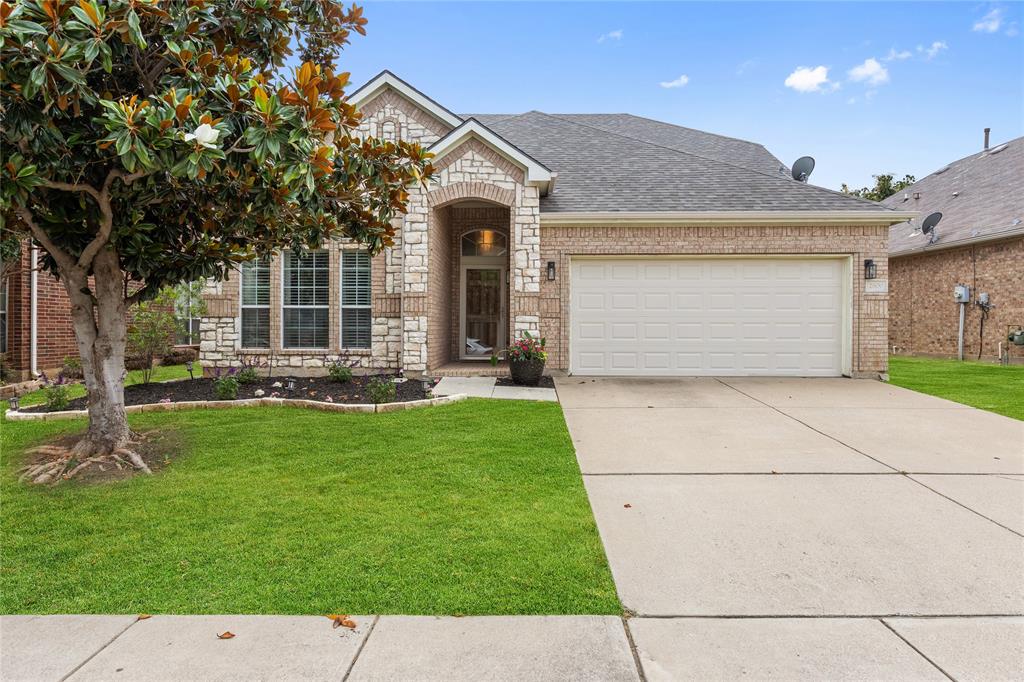 2800 Cedar Ridge Lane