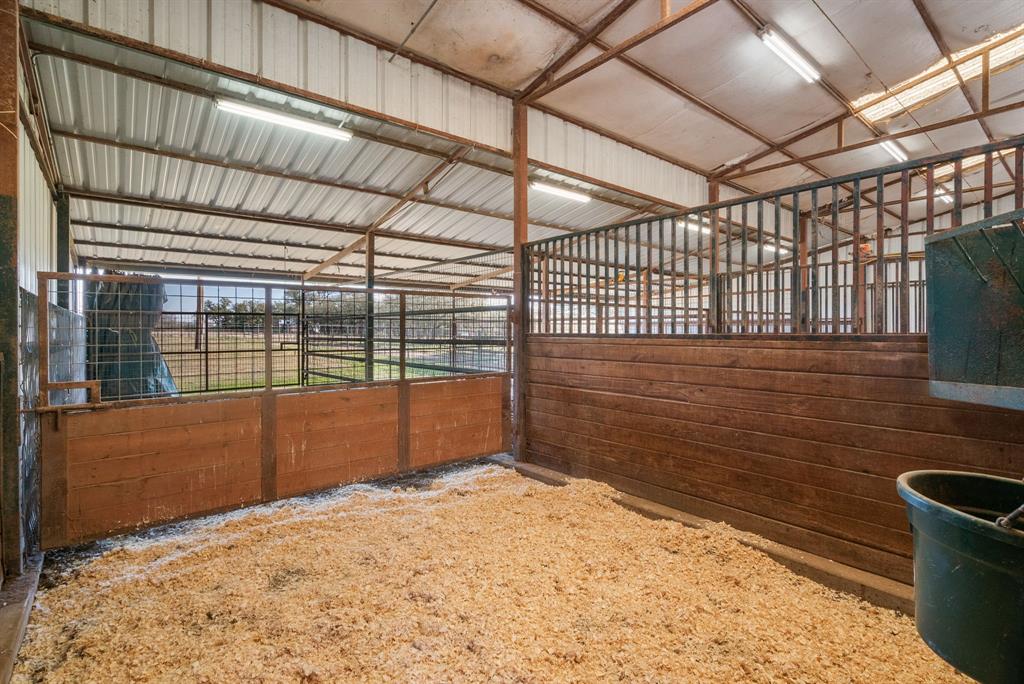 3944 Old Springtown Road