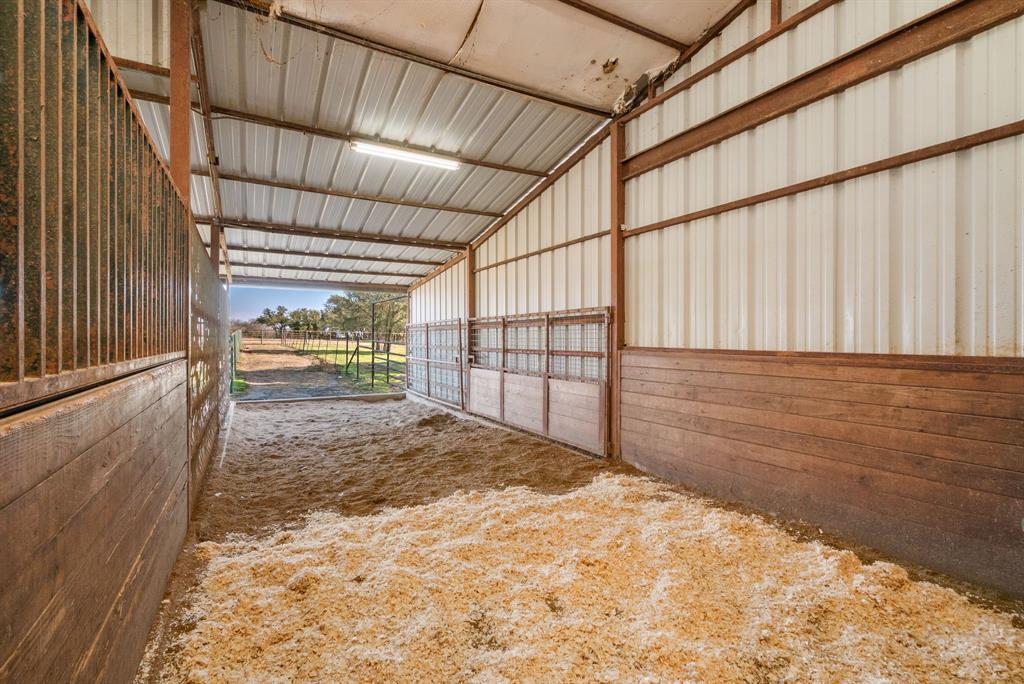 3944 Old Springtown Road
