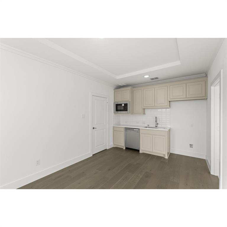 12707 Meadow Glen Trail