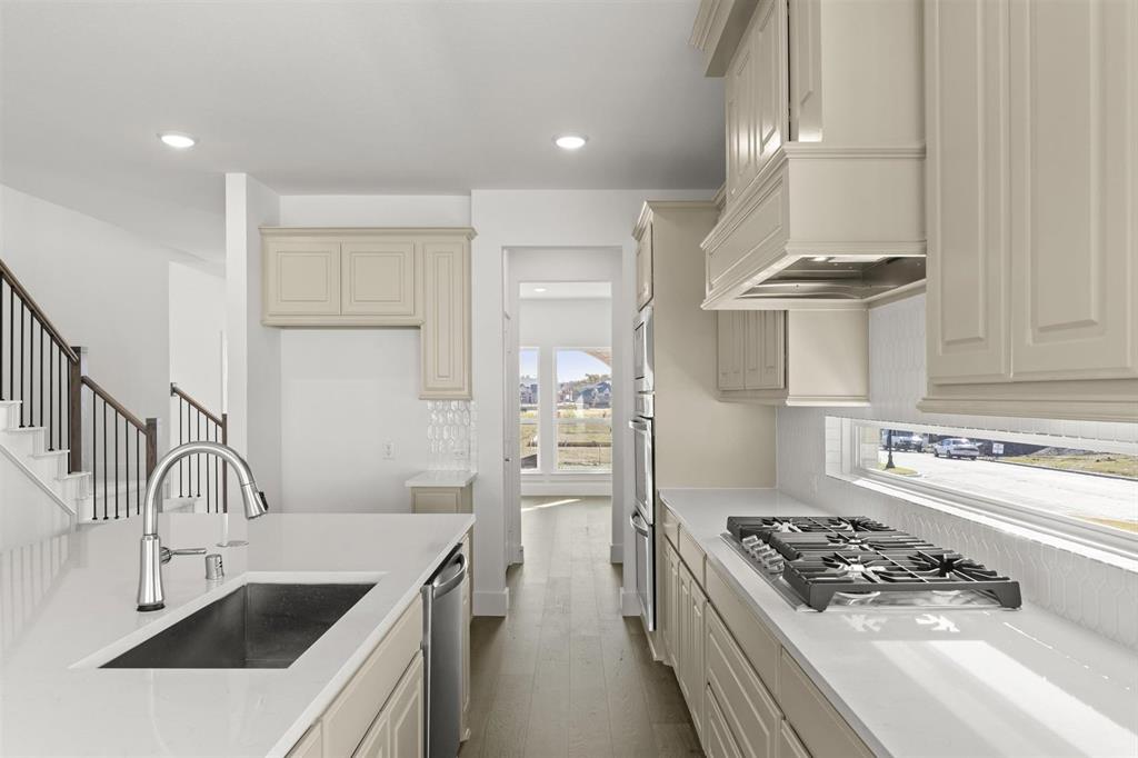 12707 Meadow Glen Trail
