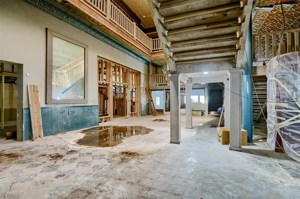 Otp Sherman - Commercial Sale