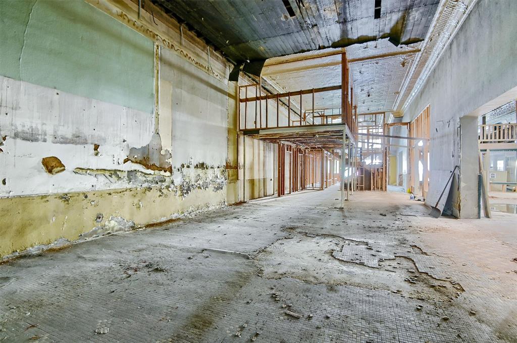 Otp Sherman - Commercial Sale