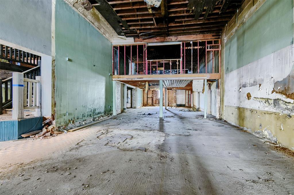 Otp Sherman - Commercial Sale