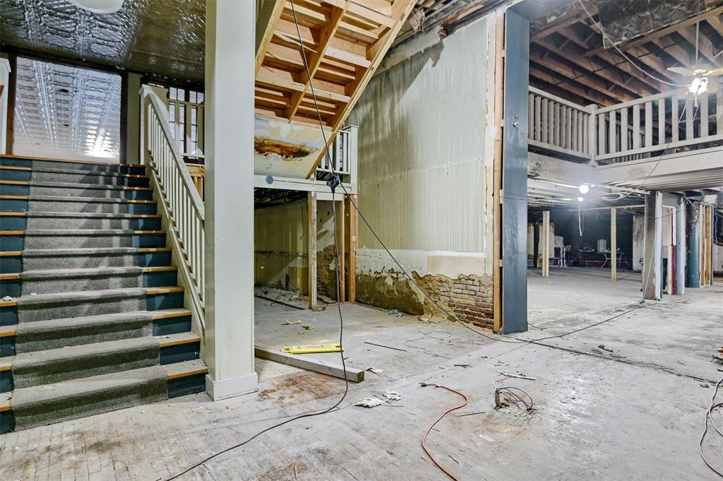 Otp Sherman - Commercial Sale