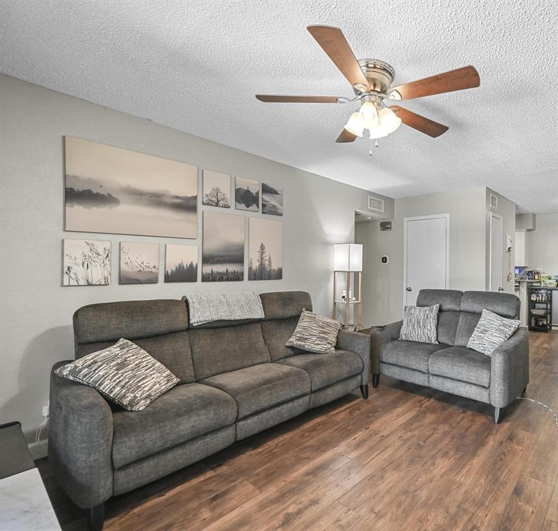 River Oaks Condos - Residential