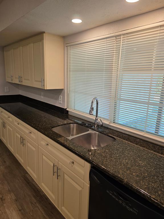 Braeburn Glen - Residential Lease