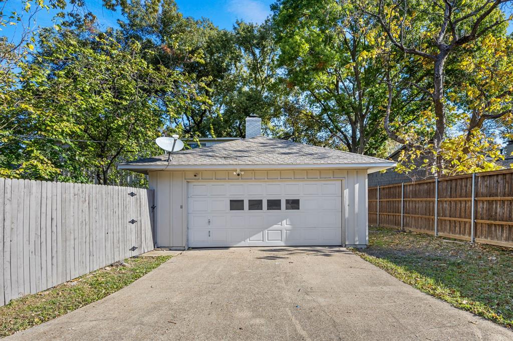 Mockingbird Manor - Residential