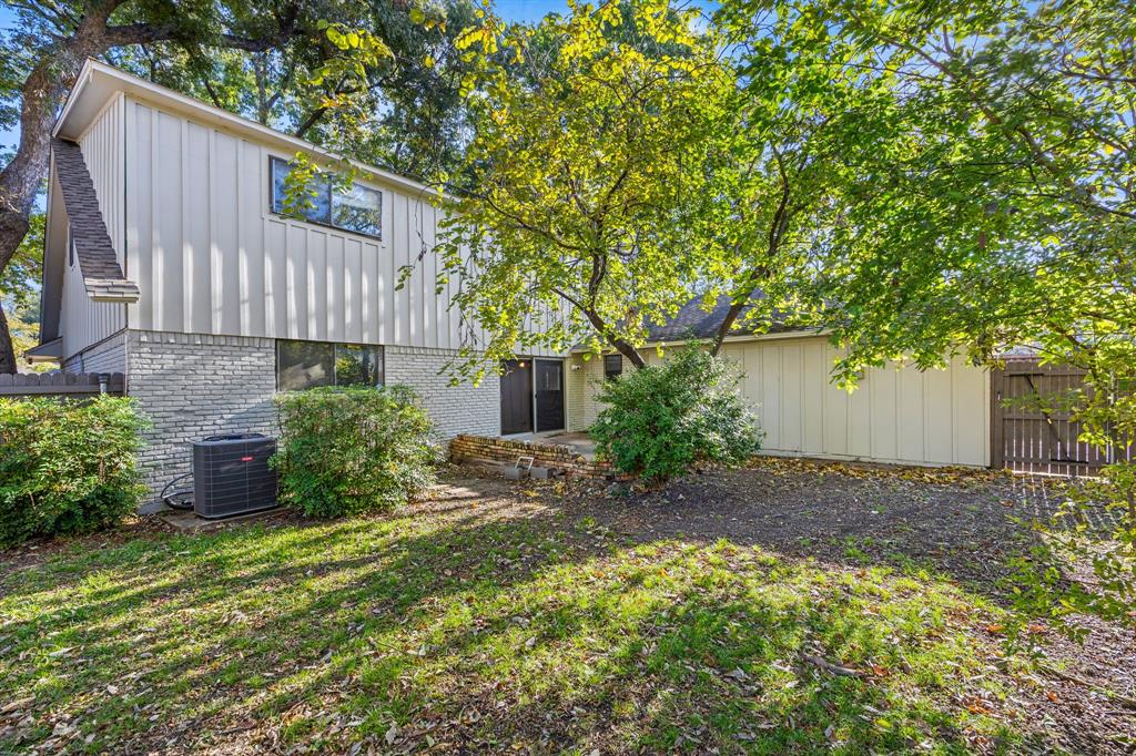 Mockingbird Manor - Residential