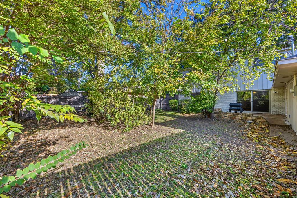 Mockingbird Manor - Residential