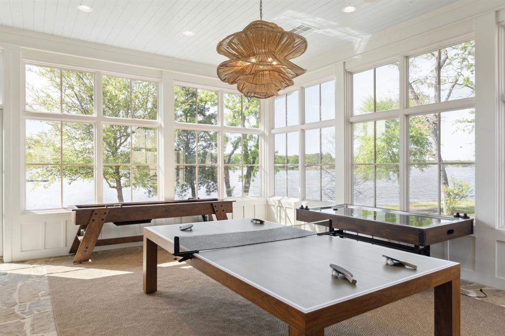 Long Cove on Cedar Creek Lake - Residential