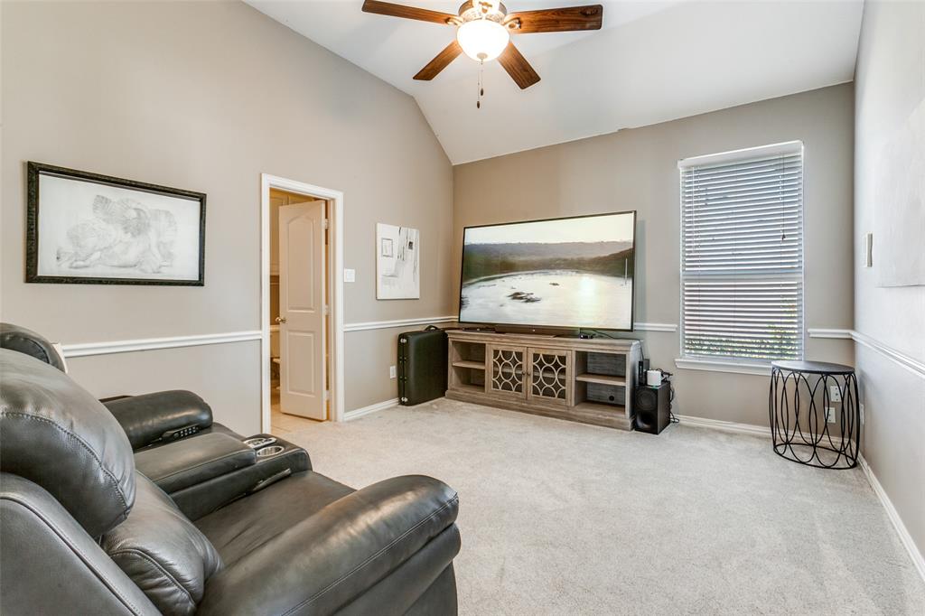 Oakridge #12 - Residential