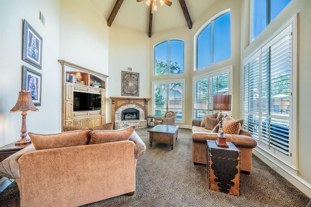 3 Lantern Drive