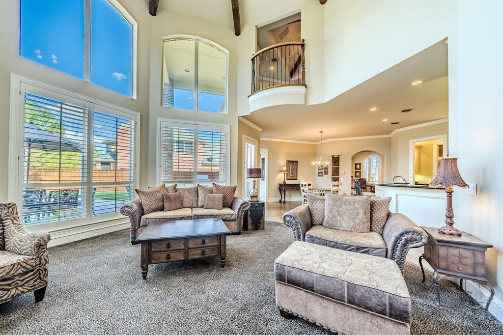 3 Lantern Drive