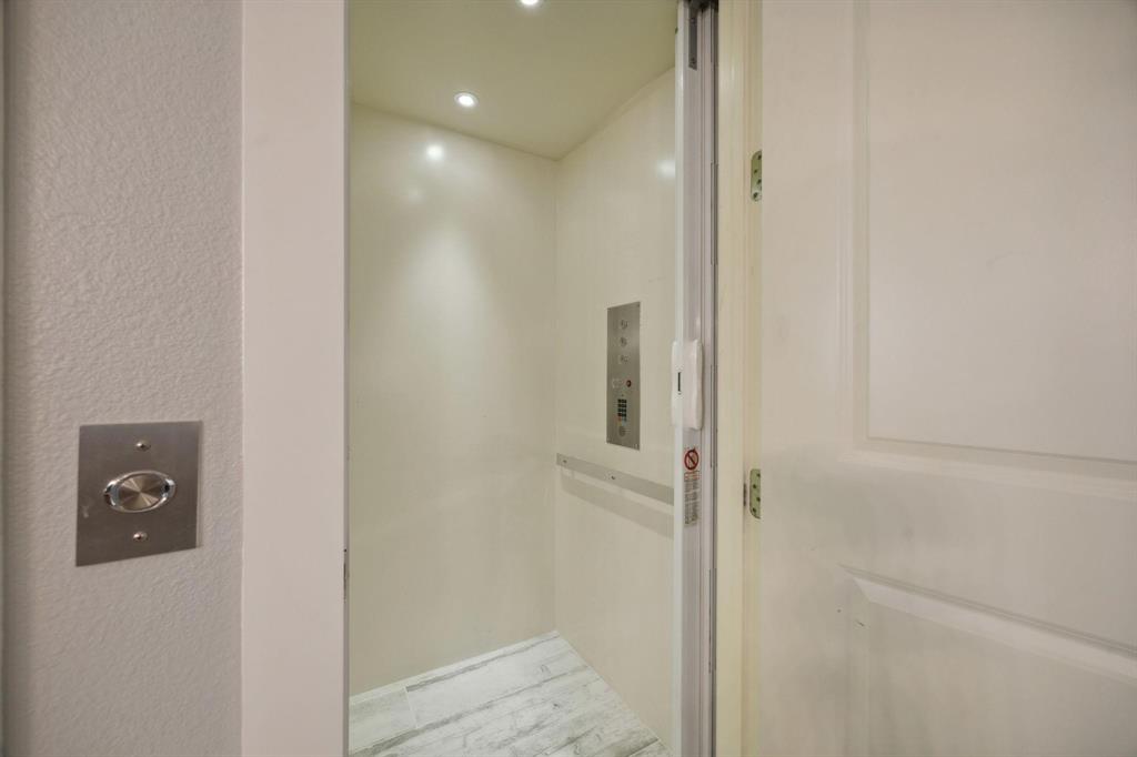 Roanoke City Center - Residential