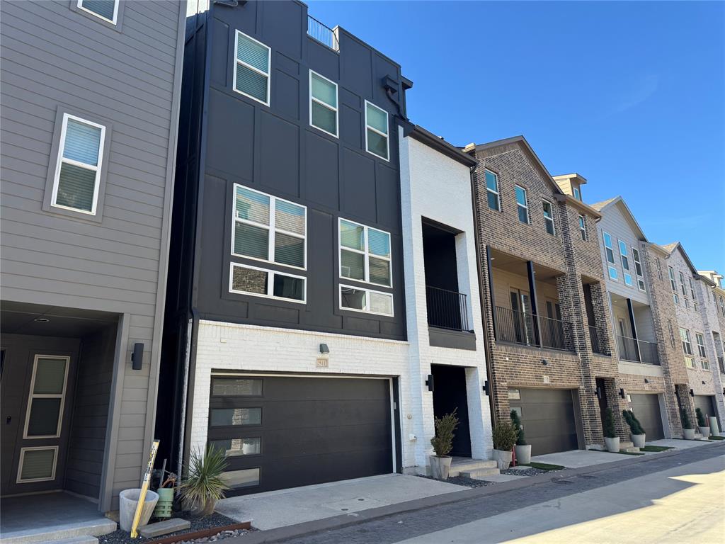 Soho Square - Residential