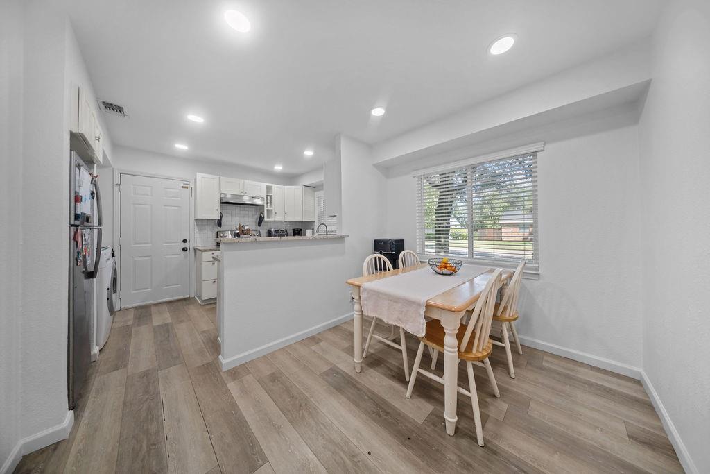 1116 Edgefield Drive
