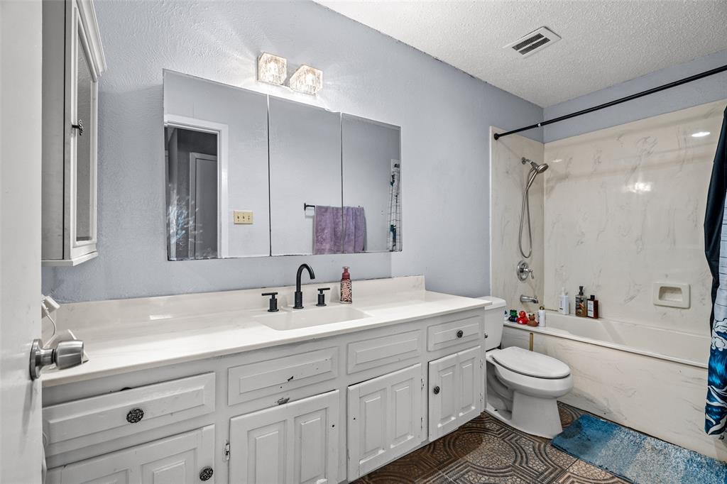 Vista Grand Estates - Residential