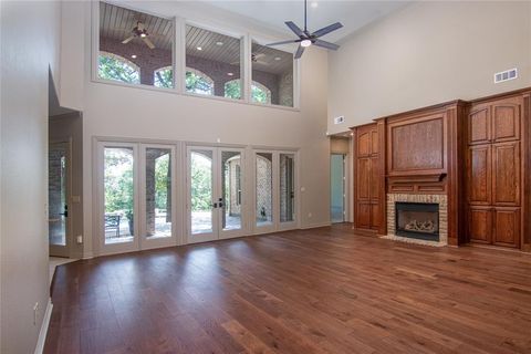 Tiny photo for 10111 Bluffview Circle, Pilot Point, TX 76258 (MLS # 21073440)