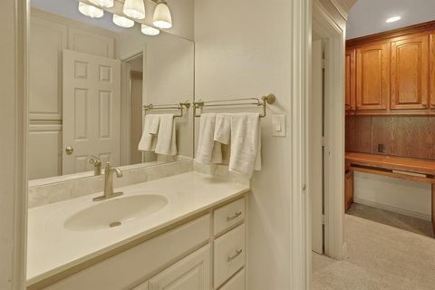 Tiny photo for 10111 Bluffview Circle, Pilot Point, TX 76258 (MLS # 21073440)