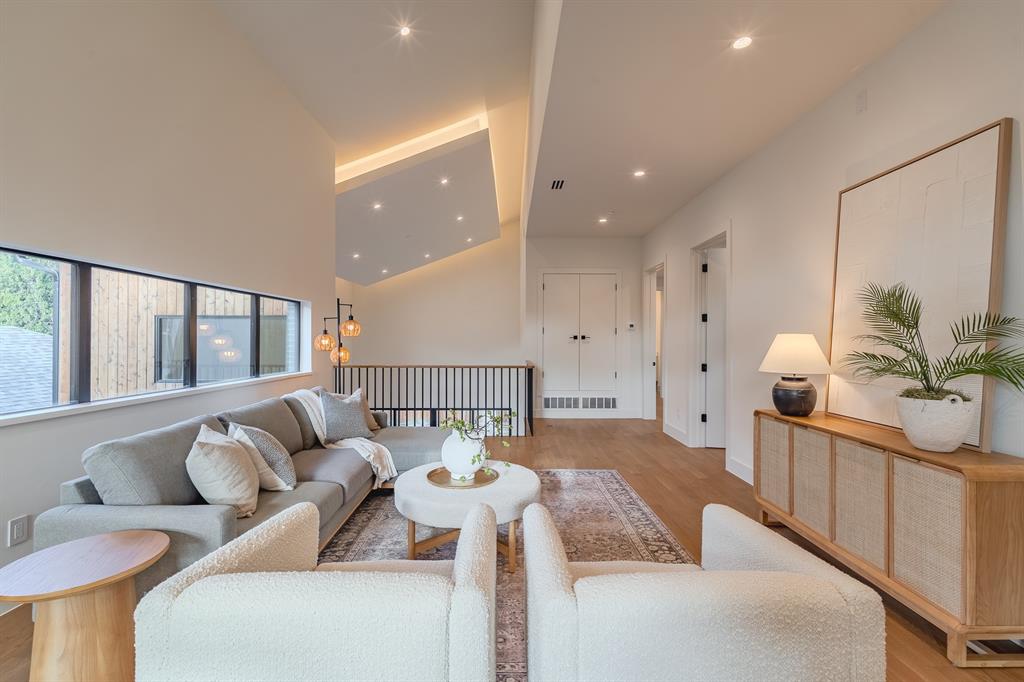 Gaston Terrace - Residential