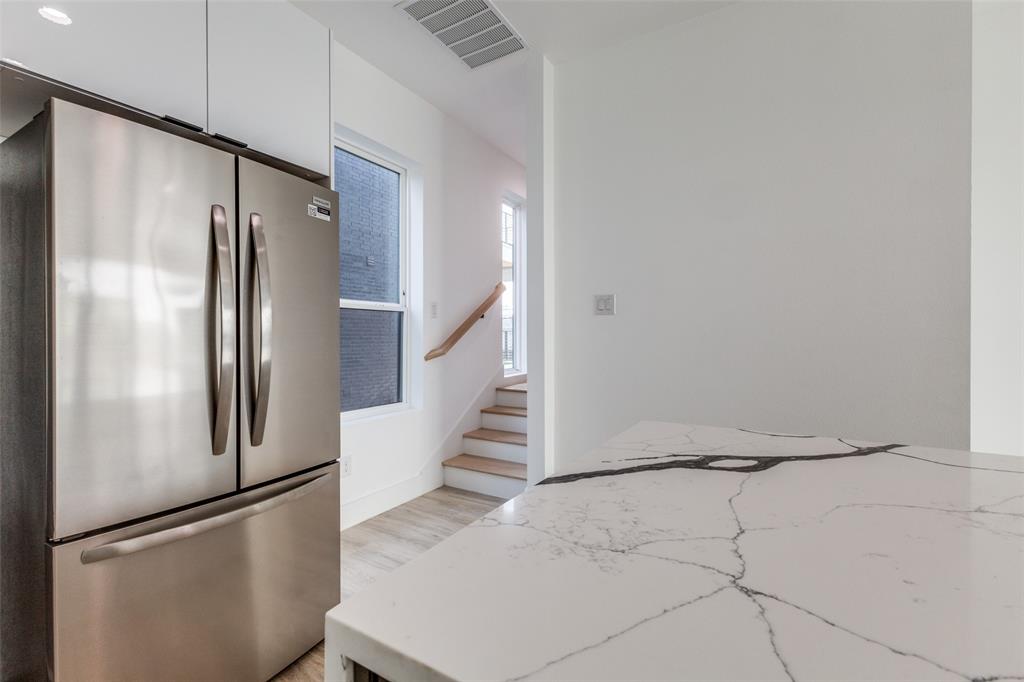 Dallas, Texas 75204, United States, 2 Bedrooms Bedrooms, ,3 BathroomsBathrooms,Residential,Active,4146