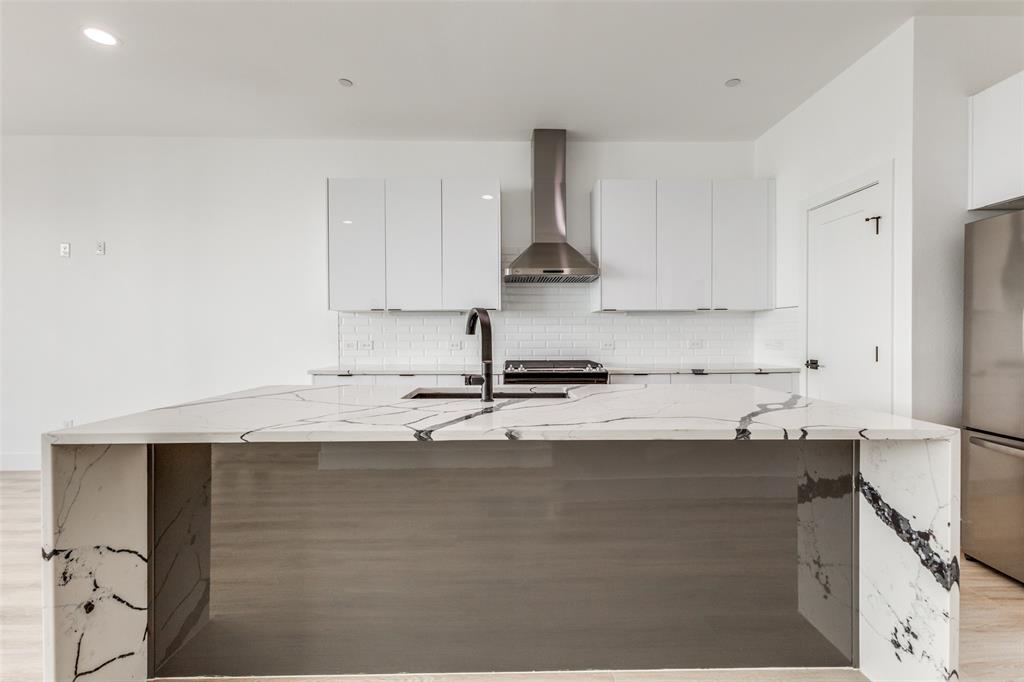 Dallas, Texas 75204, United States, 2 Bedrooms Bedrooms, ,3 BathroomsBathrooms,Residential,Active,4146