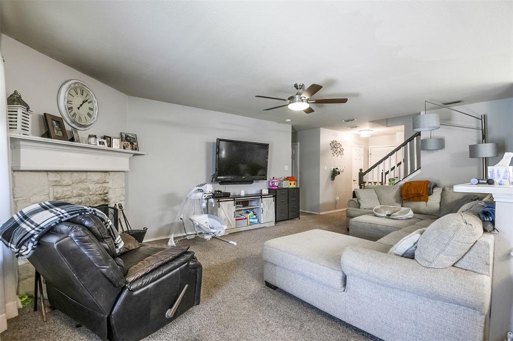1575 Sandhurst Drive
