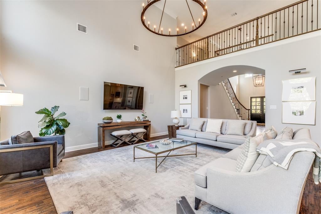 808 Charleston Drive