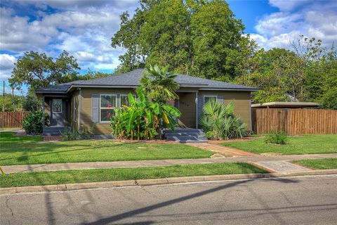 Photo of 1918 Walworth Street, Greenville, TX 75401 (MLS # 21070343)