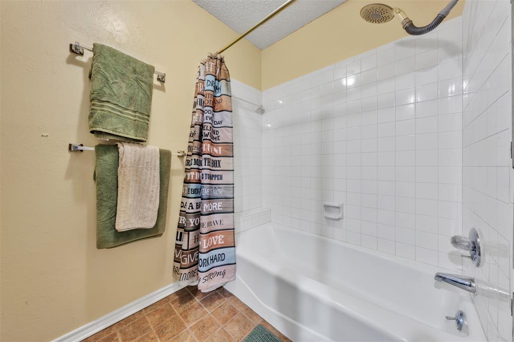 Village Glen Estates Add - Residential