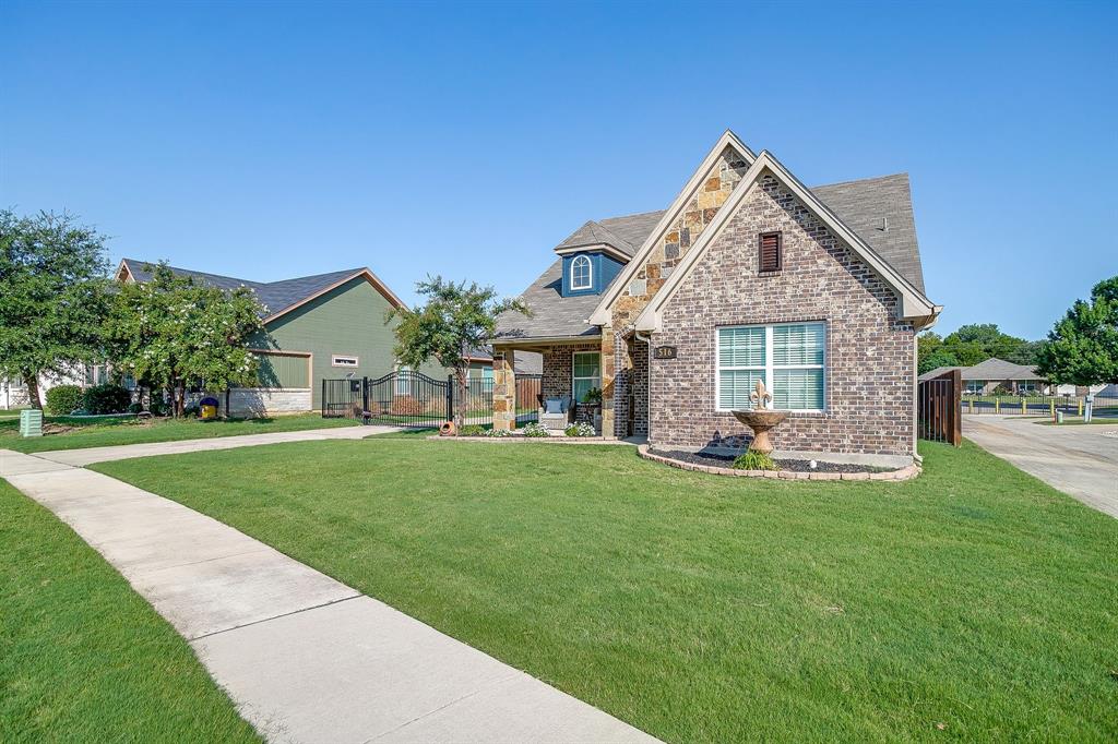 516 Heritage Trail