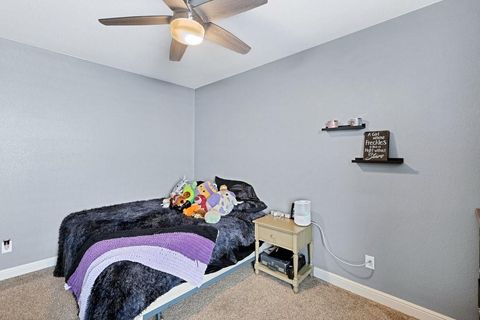 Tiny photo for 15840 Farringdon Street, Fort Worth, TX 76247 (MLS # 21100377)