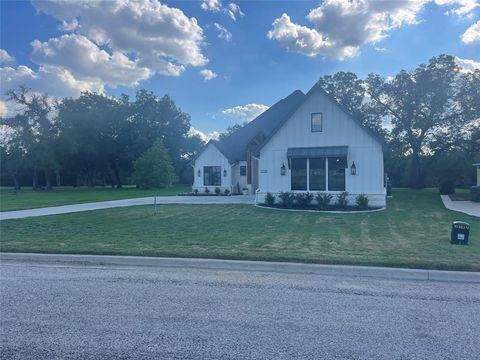 A home in Glen Rose