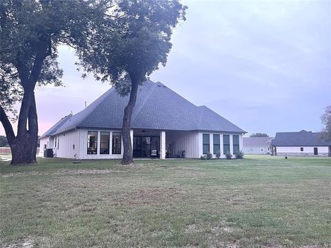 A home in Glen Rose